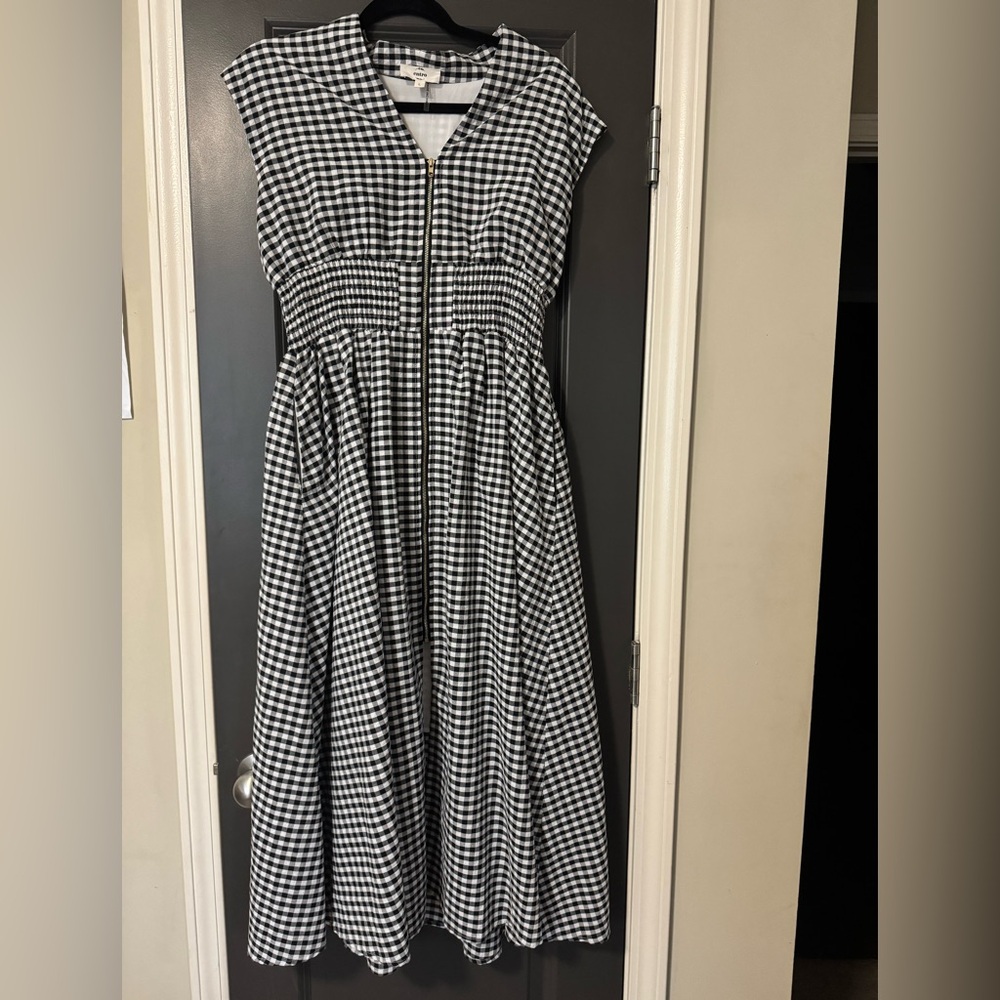 Boutique Front Zip Dress size L